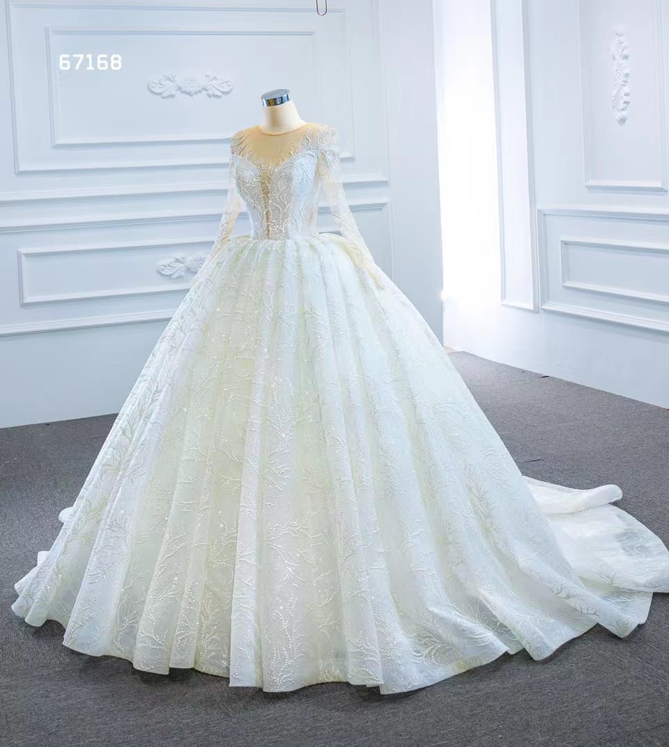 Bridal wedding dress - Mura Boutique