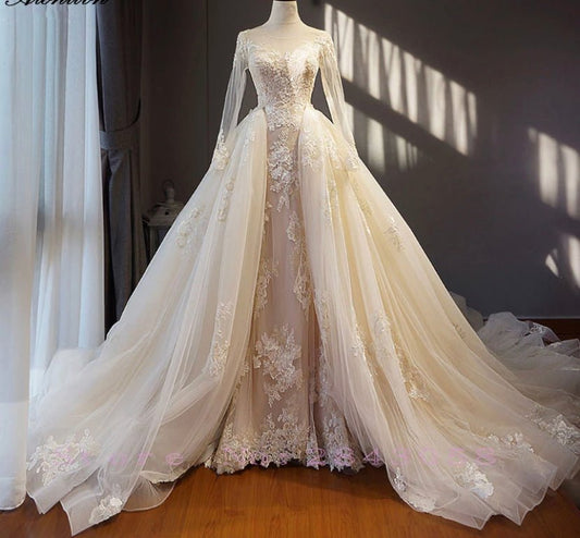 Elegant bridal dress - Mura Boutique