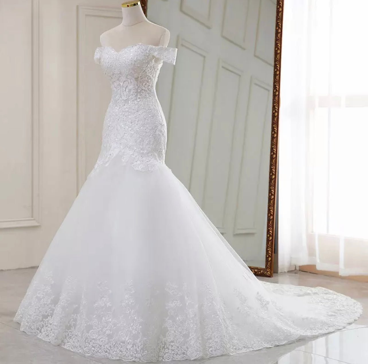 Elegant wedding gown dress - Mura Boutique