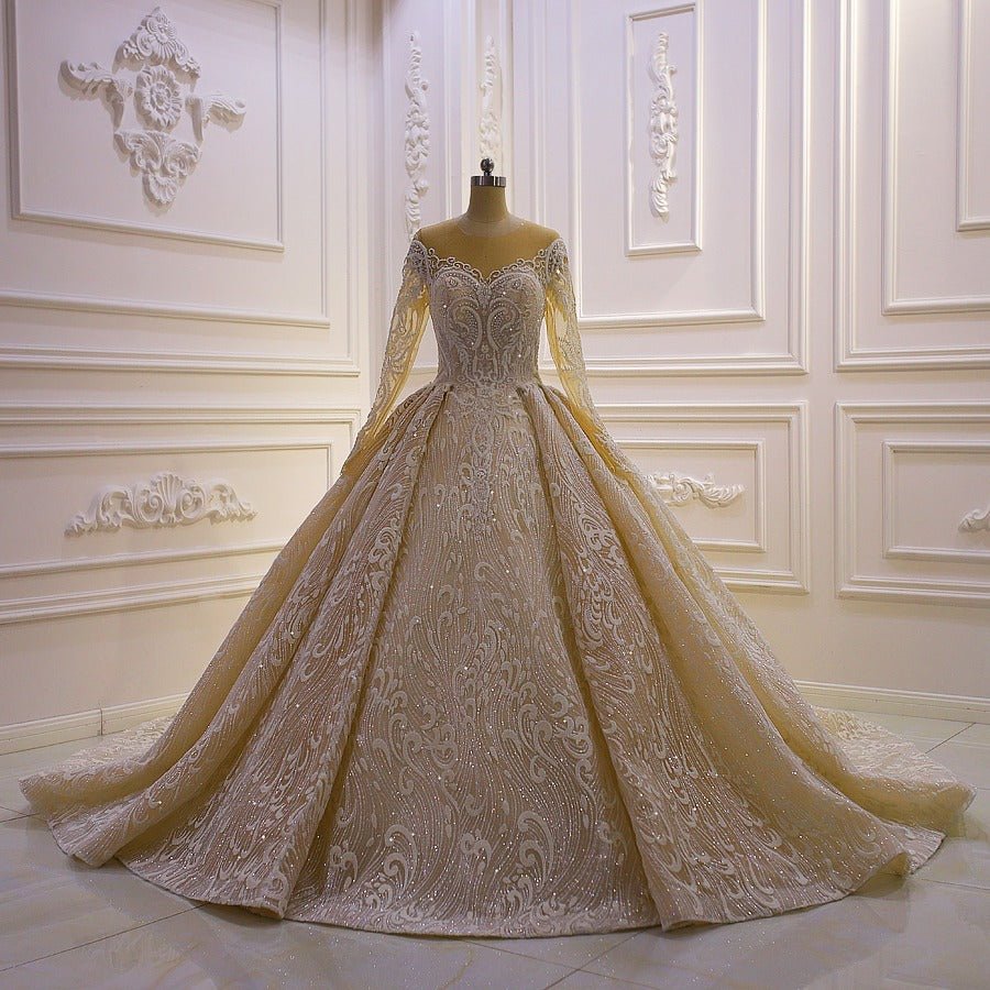 Heavy high quality bridal gown - Mura Boutique