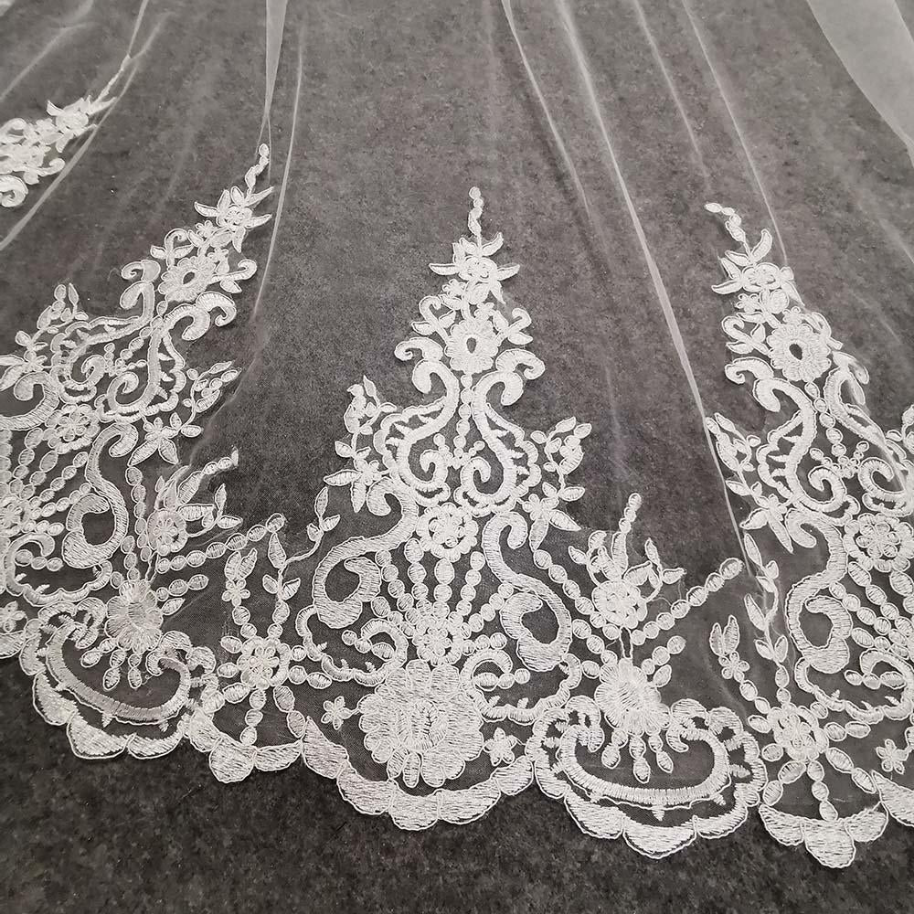 Lace Bridal Veil with Comb - Mura Boutique