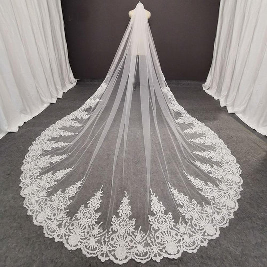 Lace Bridal Veil with Comb - Mura Boutique