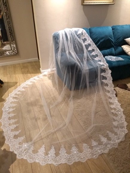 Shine Sequins Lace Cathedral Wedding Veil with Comb 3 Meters Long 1 Layer White Ivory Bridal Veil Wedding Accessories